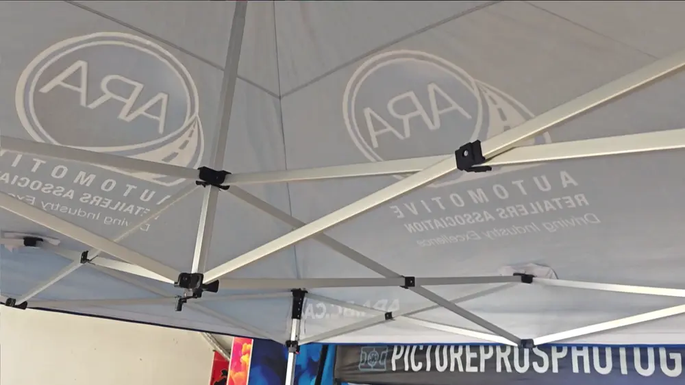Especificaciones de estructura y tela de grado comercial para uso repetido en eventos